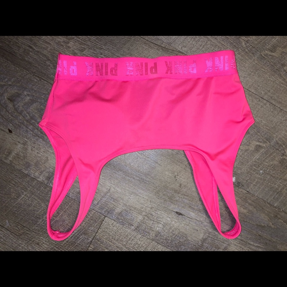 pink sportsbra 💞